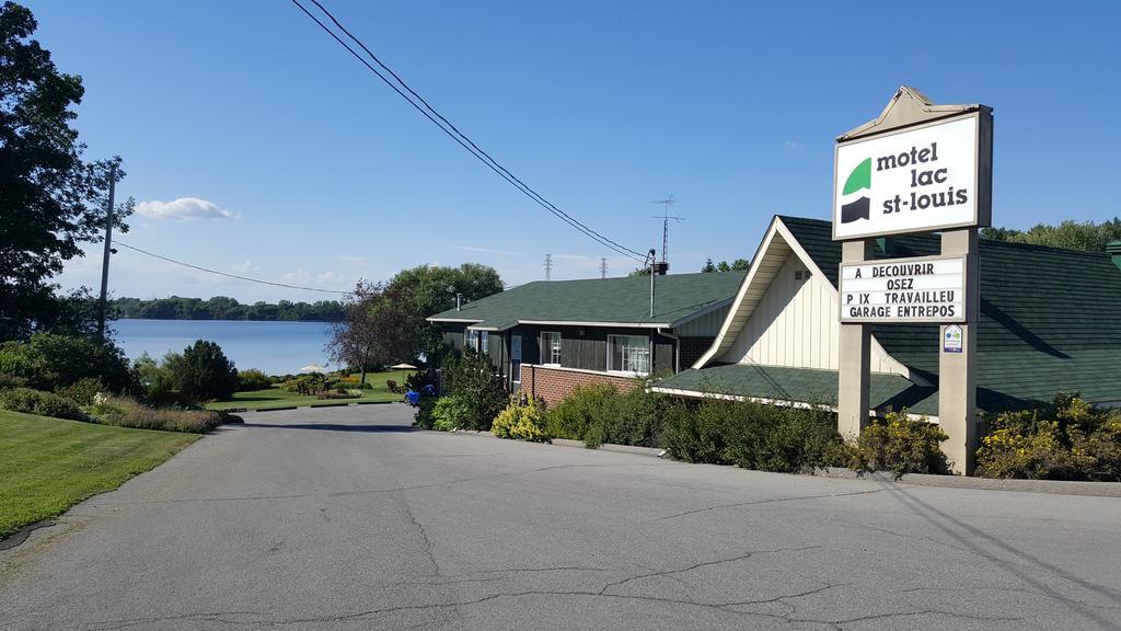 Hotel Oasis Lac St-Louis Salaberry-de-Valleyfield Buitenkant foto